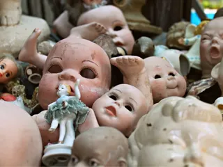 Peddlers Market Antiques & Uniques