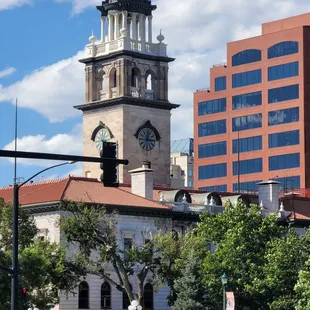 Walking around downtown. Pioneer Museum.
