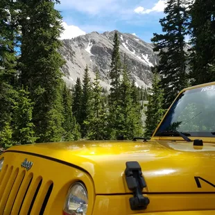 4-wheeling in the Rocky Mountains