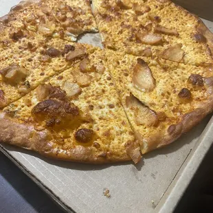 Buffalo chicken pizza