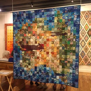 The design is a map of Australia, with airplanes' shadows on it