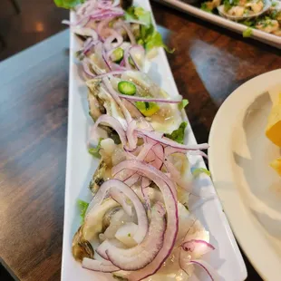 a long platter of oysters