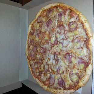 2 topping extra large, 16" with pineapple and Canadian bacon.