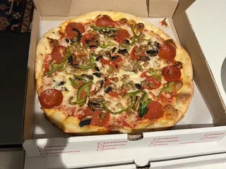 Lovers Pizzeria & Pasta