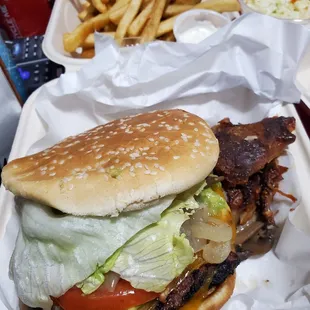 Chubaburger w fries