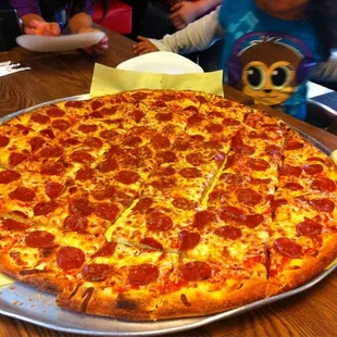 Jumbo Pizza