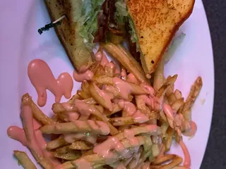 Red's Bar & Grill
