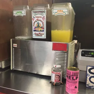 Piña (pineapple), tamarindo, and limon