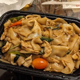 Drunken Noodles with Chicken