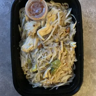 5/10/23 pad thai with chicken