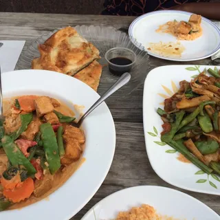 N9. Pad Kee Mao Noodles