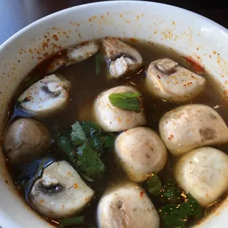 S2. Hot and Sour Soup with Chicken