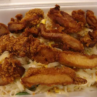 TomYum PadThai (W/Crispy Chicken on top)