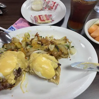 Eggs Benedict