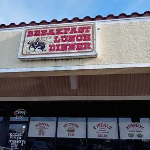 the outside of the restaurant