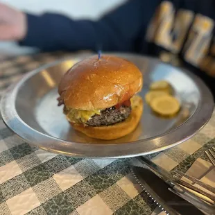 Cheeseburger with bacon