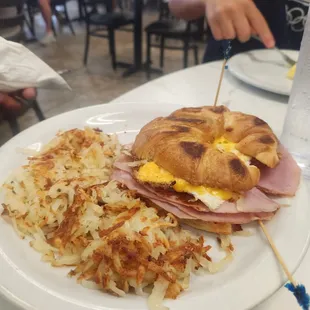 Breakfast Sandwich with Hash Browns