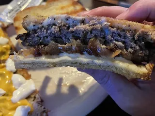 Outlaw Steakhouse & Saloon