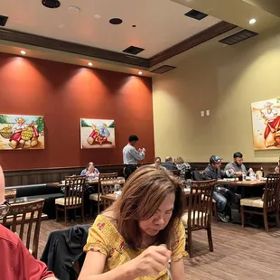 Clean and nicely decorated