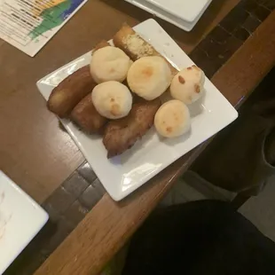 Polenta, bananas, cheese balls