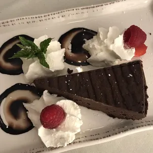 Flourless chocolate cake