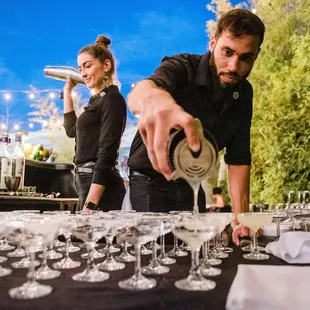 The best bar team in town!