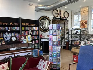 Roebling Books & Coffee