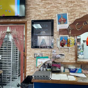 That says Halaya Ube Pandesal with cheese!