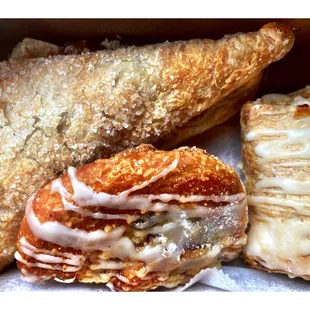 Rossetti&apos;s Bakery. North Ave Humboldt Park. Open Since 1911. Cakes Cookies Pastries IceCreams Desserts Sweet Treats Costume Cakes!Sweet!