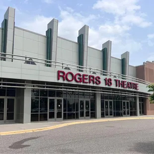 Lots of parking in their colossal lot!