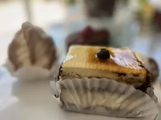 Caramel Pastries