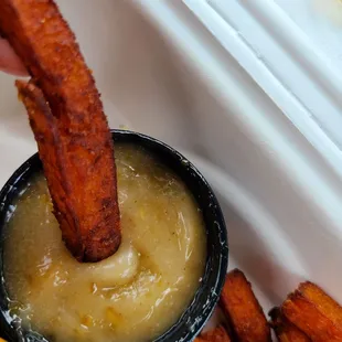 Sweet potato fry and yummy sweet dipping sauce