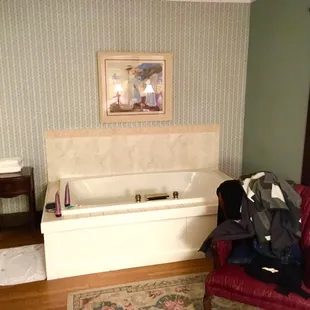 Third attached room to the bankers suite, large hot tub.