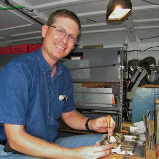 A mobile workshop with a smile