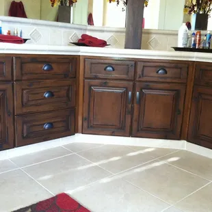 oak cabinets refinished in a glaze finish