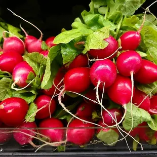 a pile of radishes