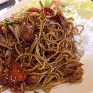 Chicken Yakisoba