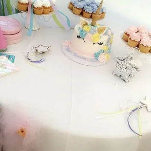 Clean, pressed linen that we rented for our daughters party