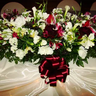 A beautiful centerpiece for your wedding day.  We pay attention to detail and work with you to make your special day perfect.