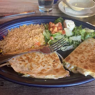 Chicken quesadilla al carbon