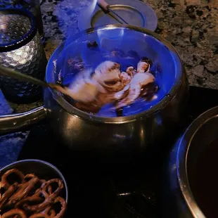 cookies and cream fondue + flambé