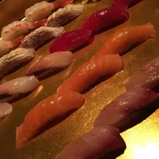 Traditional Nigiri Chef Selection*