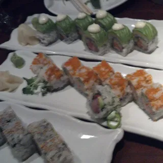 Salmon Avocado Roll*