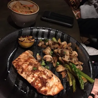 Grilled and Glazed Salmon
