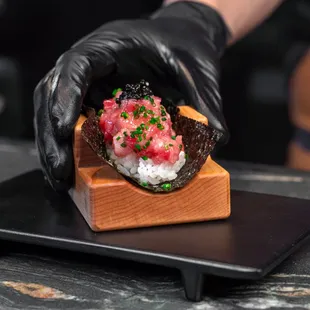 Toro &amp; Truffle Hand Roll