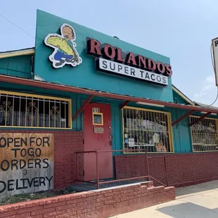 Rolandos #1 entrance off Hildebrand