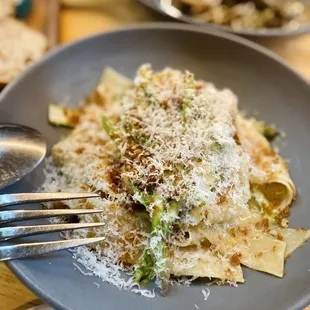 Parpardelle, asparagus, spring onion, Parmesan