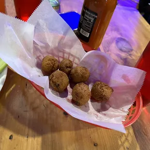 Order of 6 Hushpuppies