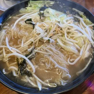 Wonton Noodle Soup with Ground Pork