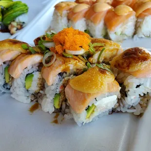 Baked salmon roll